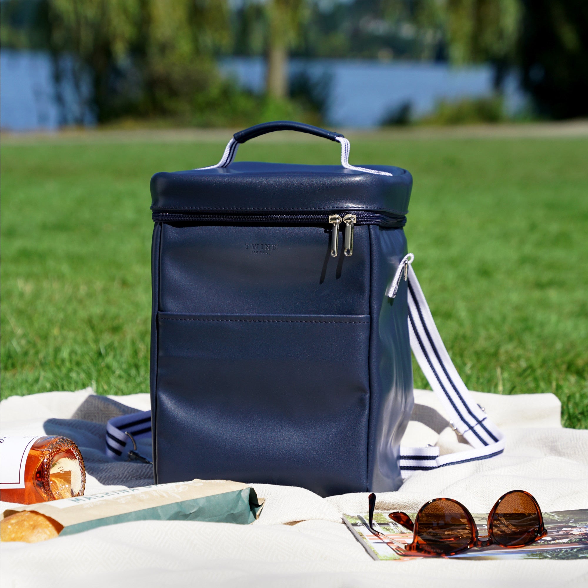 Cooler Backpack in Navy by Twine Living® (11209)